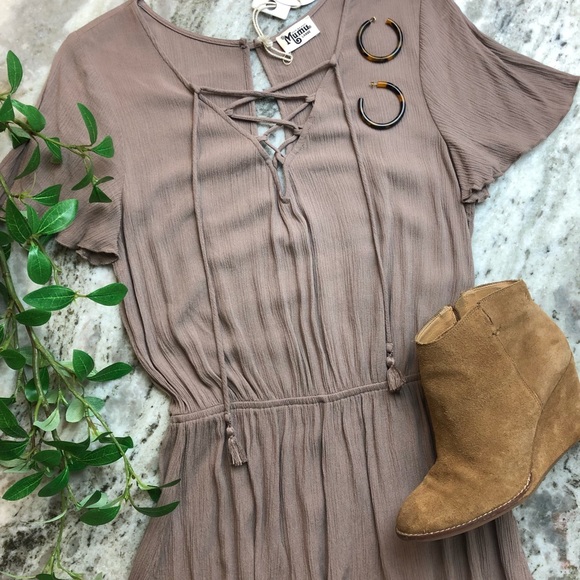 Show Me Your MuMu Other - Show Me Your MuMu Williamsburg Romper Size Large